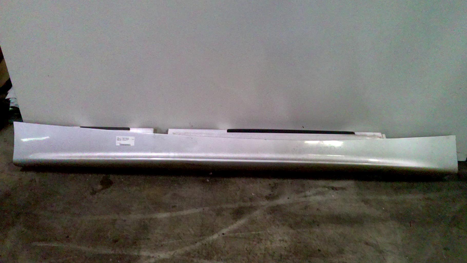 Bas de caisse gauche BMW SERIE 1 E87 PHASE 1 Diesel - 1