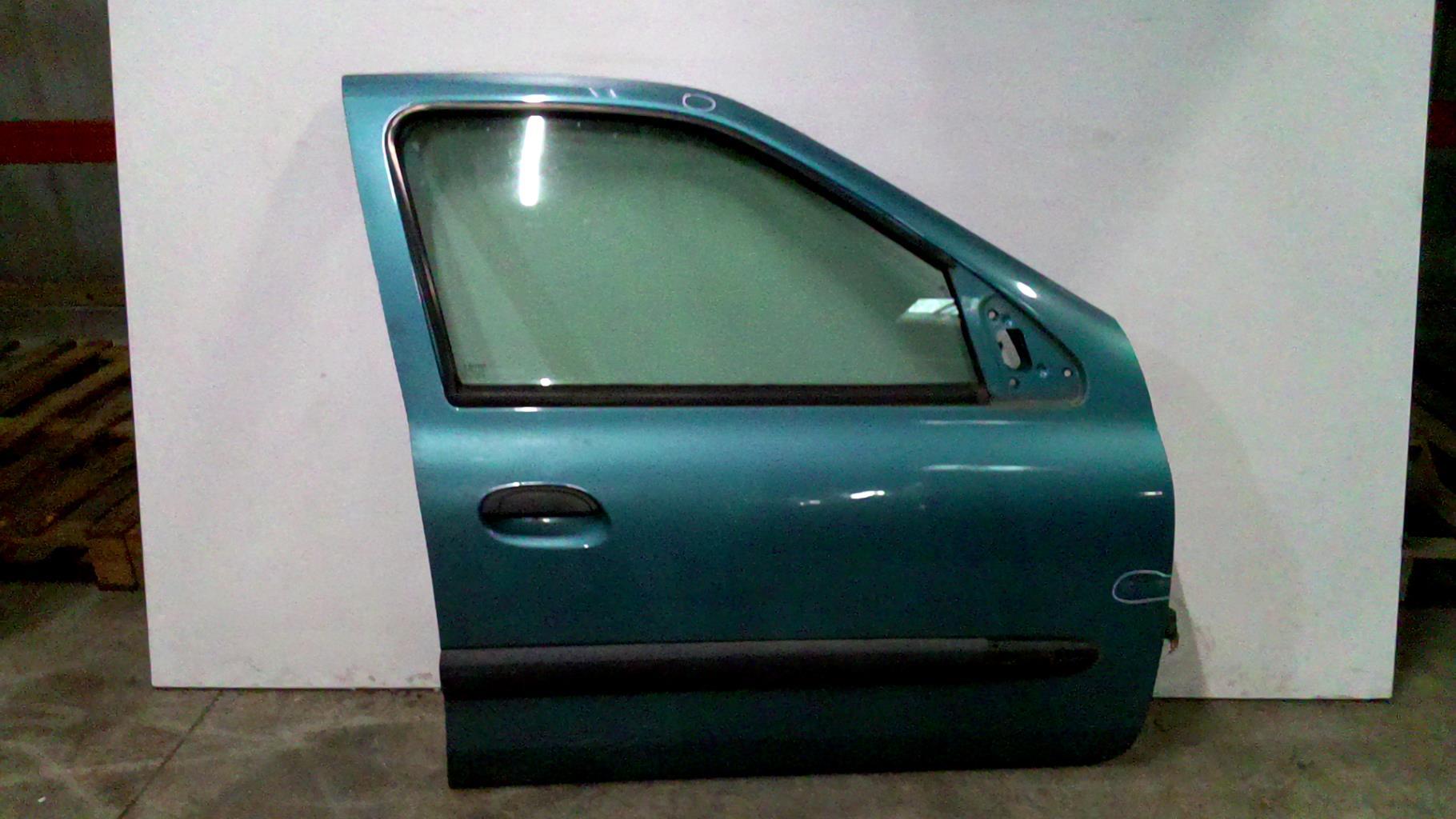 Porte avant droit RENAULT CLIO 2 PHASE 2  - 1