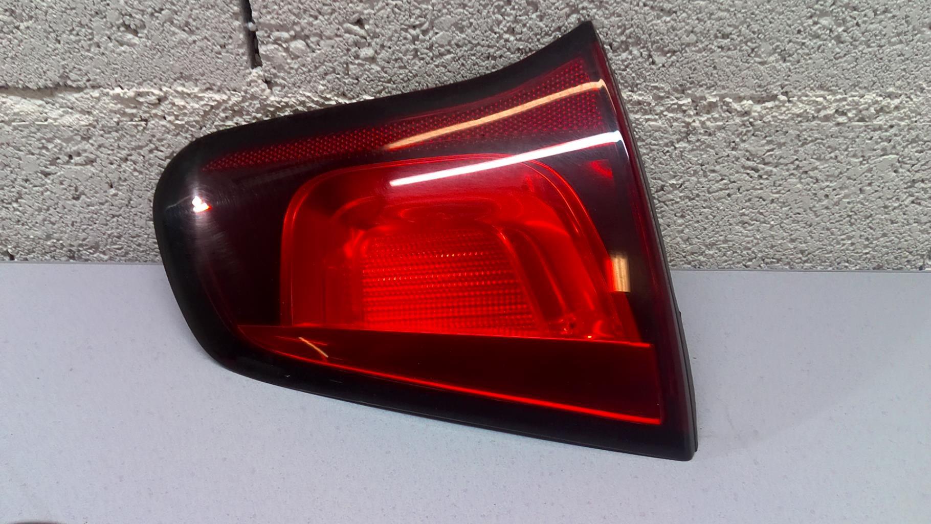 Feu arriere secondaire gauche (feux) CITROEN C3 2  - 1