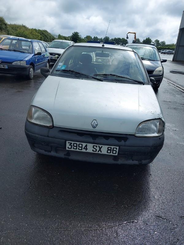 Pare choc arriere RENAULT CLIO 1 PHASE 3  - 1