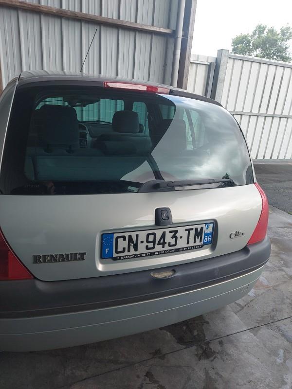 Cric RENAULT CLIO 2 PHASE 1 Essence - 1