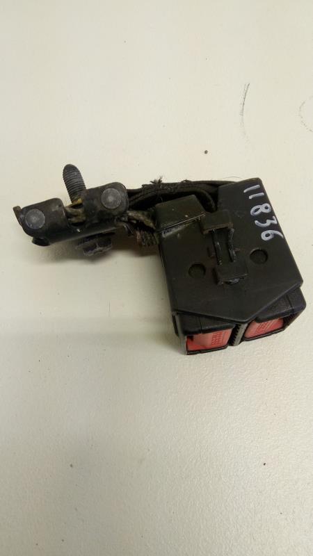Aggancio cintura sicurezza posteriore destro RENAULT CLIO 2 PHASE 1 Diésel - 1