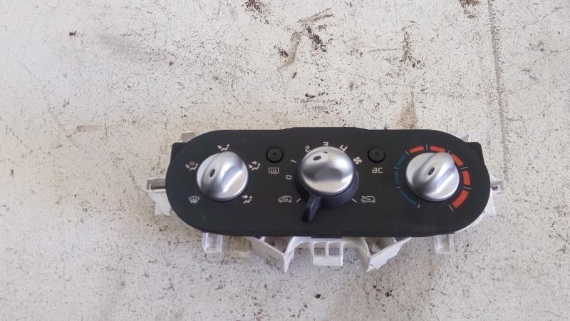 Commande chauffage RENAULT TWINGO 2 PHASE 1 Essence - 1
