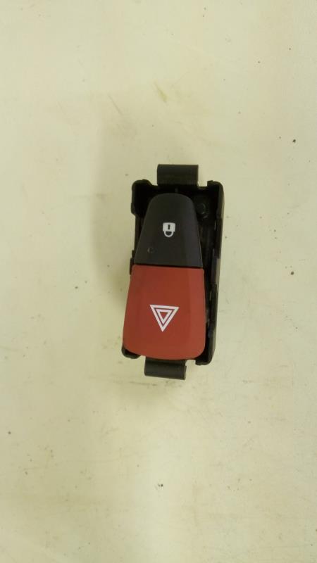 Bouton de warning RENAULT SCENIC 3 PHASE 1 Diesel - 1