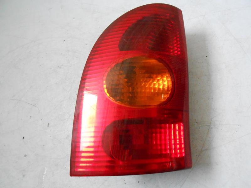 Fanale posteriore principale sinistro (luci) RENAULT MEGANE 1 BREAK Diésel - 1