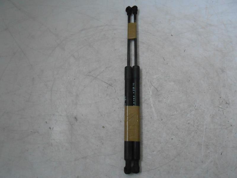 Verin de coffre RENAULT CLIO 4 PHASE 1 Essence - 1