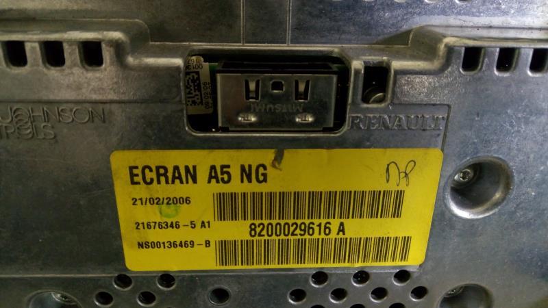 Ecran GPS RENAULT LAGUNA 2 PHASE 2 BREAK Diesel - 1