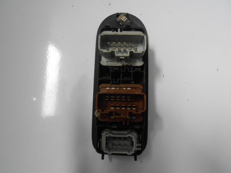 Interruttore lavacristalli anteriore sinistro RENAULT SCENIC 2 PHASE 1 Diésel - 1