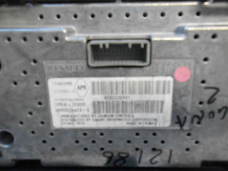 Ecran GPS RENAULT LAGUNA 2 PHASE 1 Diesel - 1