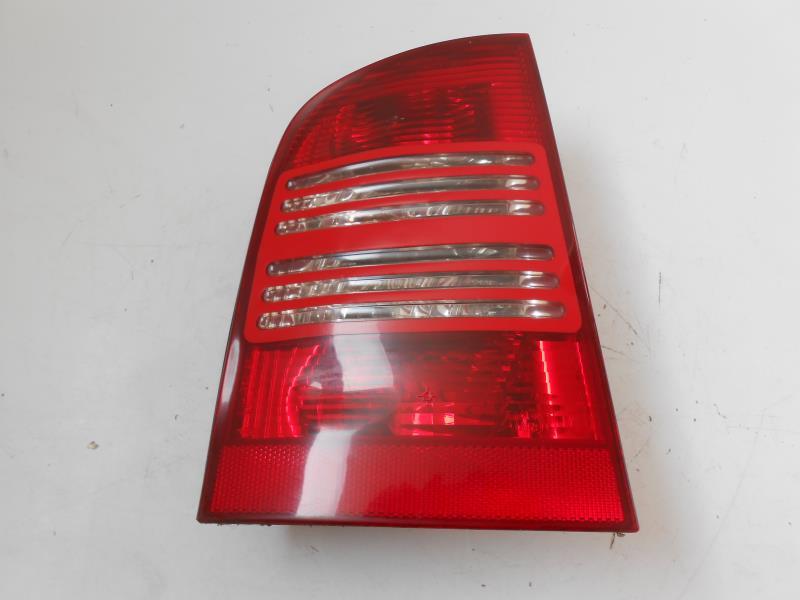 Fanale posteriore principale sinistro (luci) SKODA OCTAVIA 1 PHASE 2 BREAK Diésel - 1