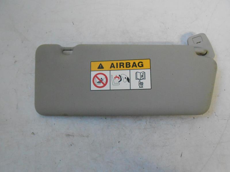 Pare soleil droit RENAULT CLIO 4 PHASE 1 Essence - 1