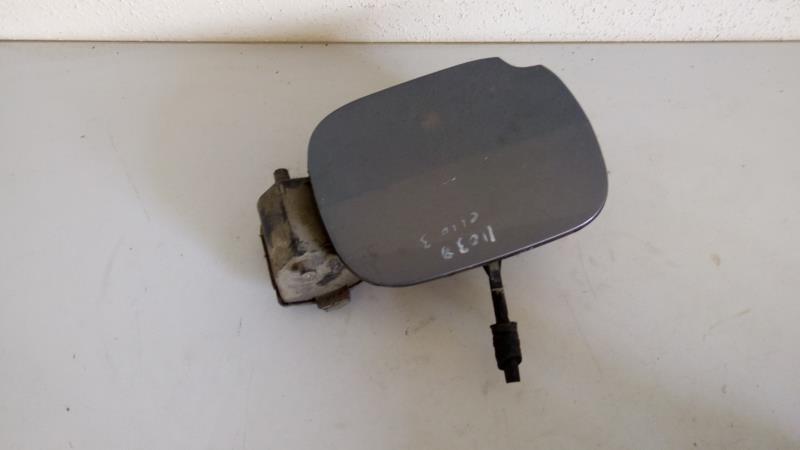 Trappe d'essence RENAULT CLIO 3 PHASE 1 Diesel - 1