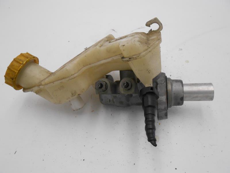 Cilindro maestro (freno) FORD FIESTA 6  - 1