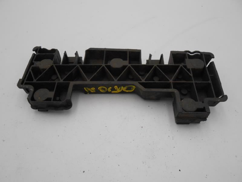Base portalampade fanale posteriore destro FORD ORION 1 PHASE 1  - 1