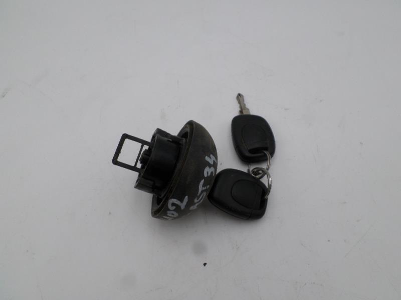 Bouchon de carburant RENAULT CLIO 2 PHASE 2  - 1