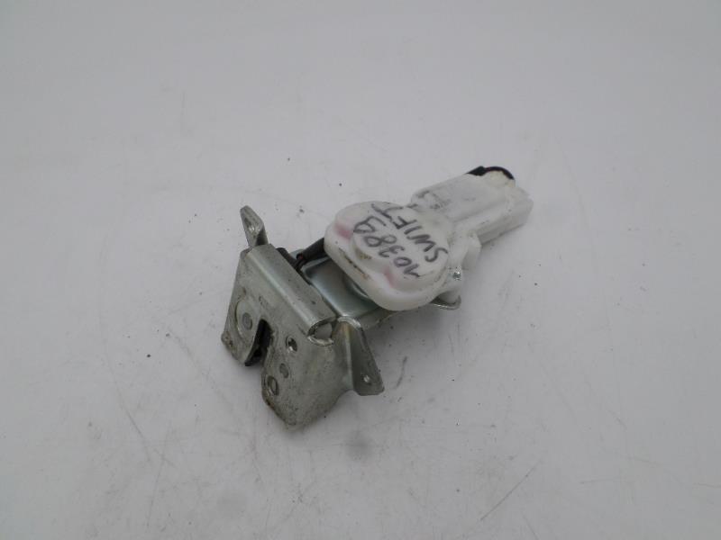 Fermeture centralisee coffre SUZUKI SWIFT 4 Essence - 1