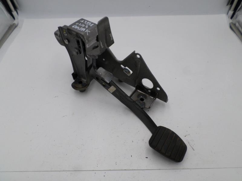Pedale de frein RENAULT CLIO 4 PHASE 1 BREAK Diesel - 1