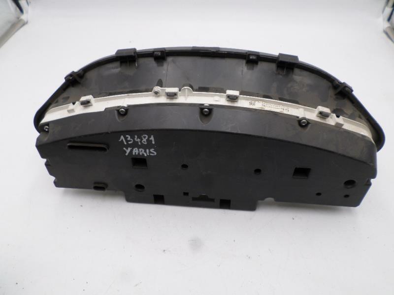 Compteur TOYOTA YARIS 2 PHASE 2 Diesel - 1