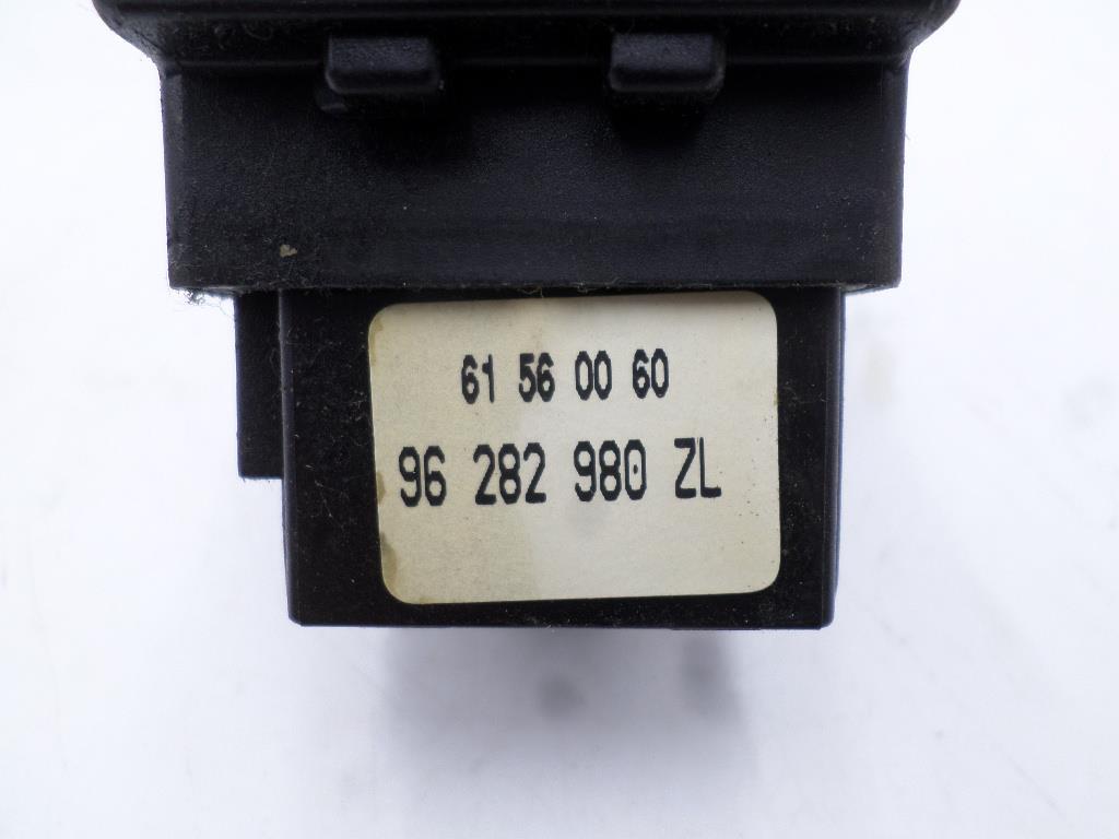 Commodo phare PEUGEOT 106 PHASE 2 Diesel - 1