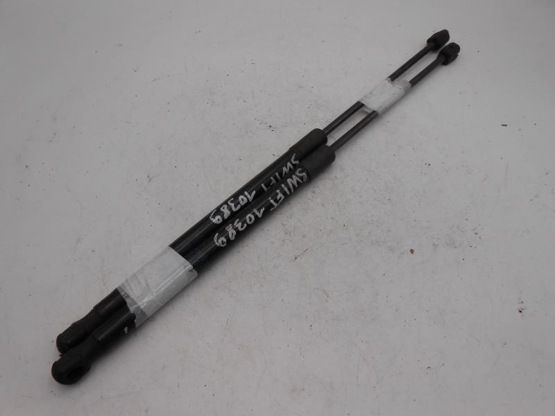 Verin de coffre SUZUKI SWIFT 4 Essence - 1