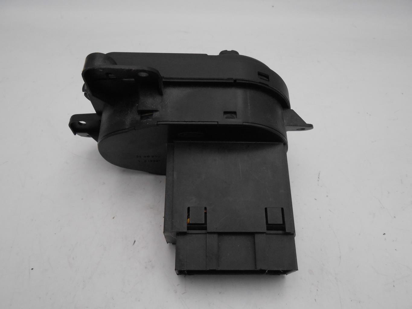 Commande de phare FORD FIESTA 5 PHASE 1 Diesel - 1