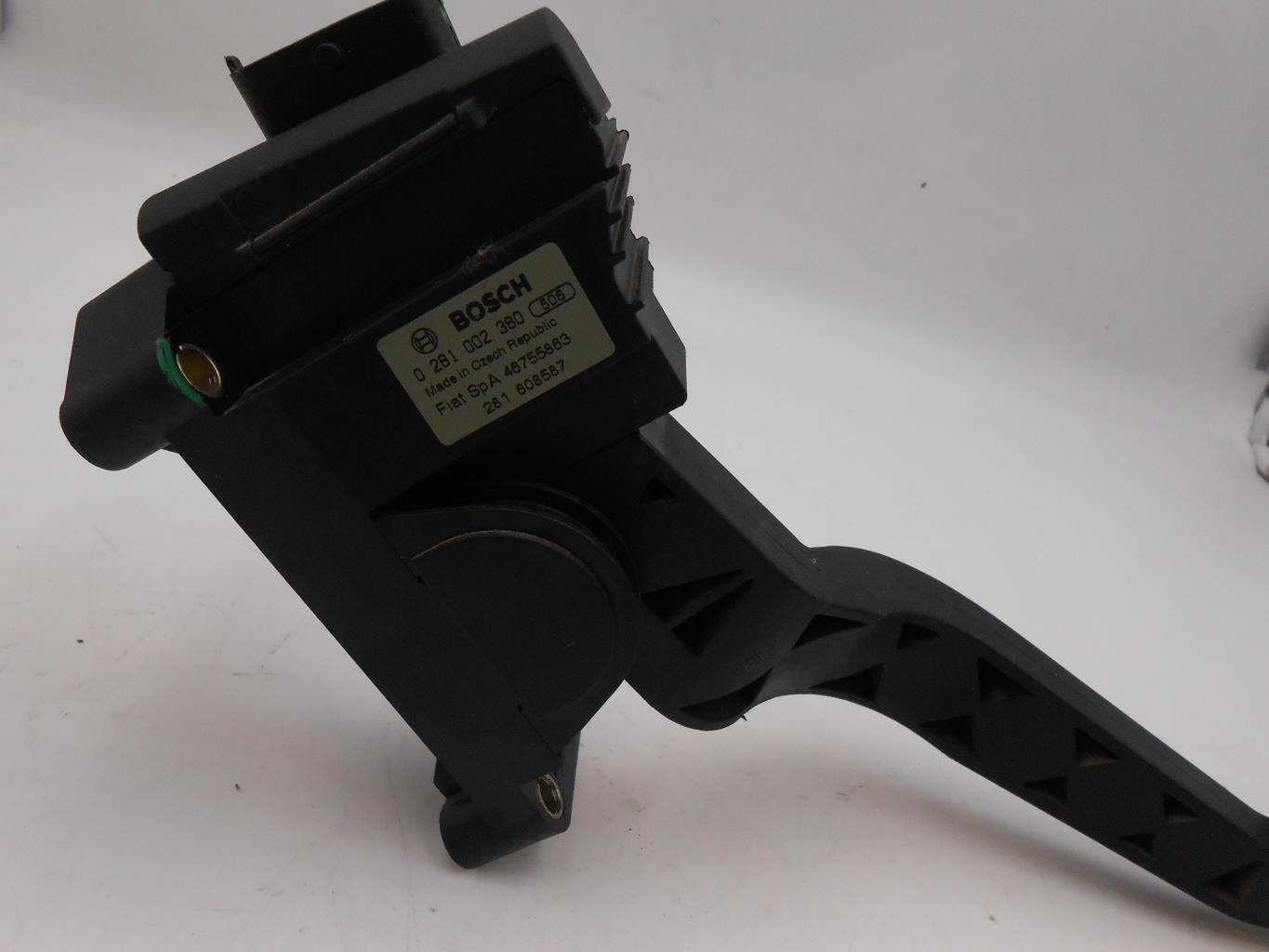 Pedale d'accelerateur ALFA ROMEO 147 PHASE 1 Essence - 1