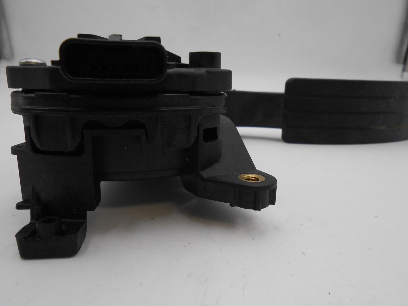 Pedale d'accelerateur RENAULT CLIO 4 PHASE 2 Essence - 1