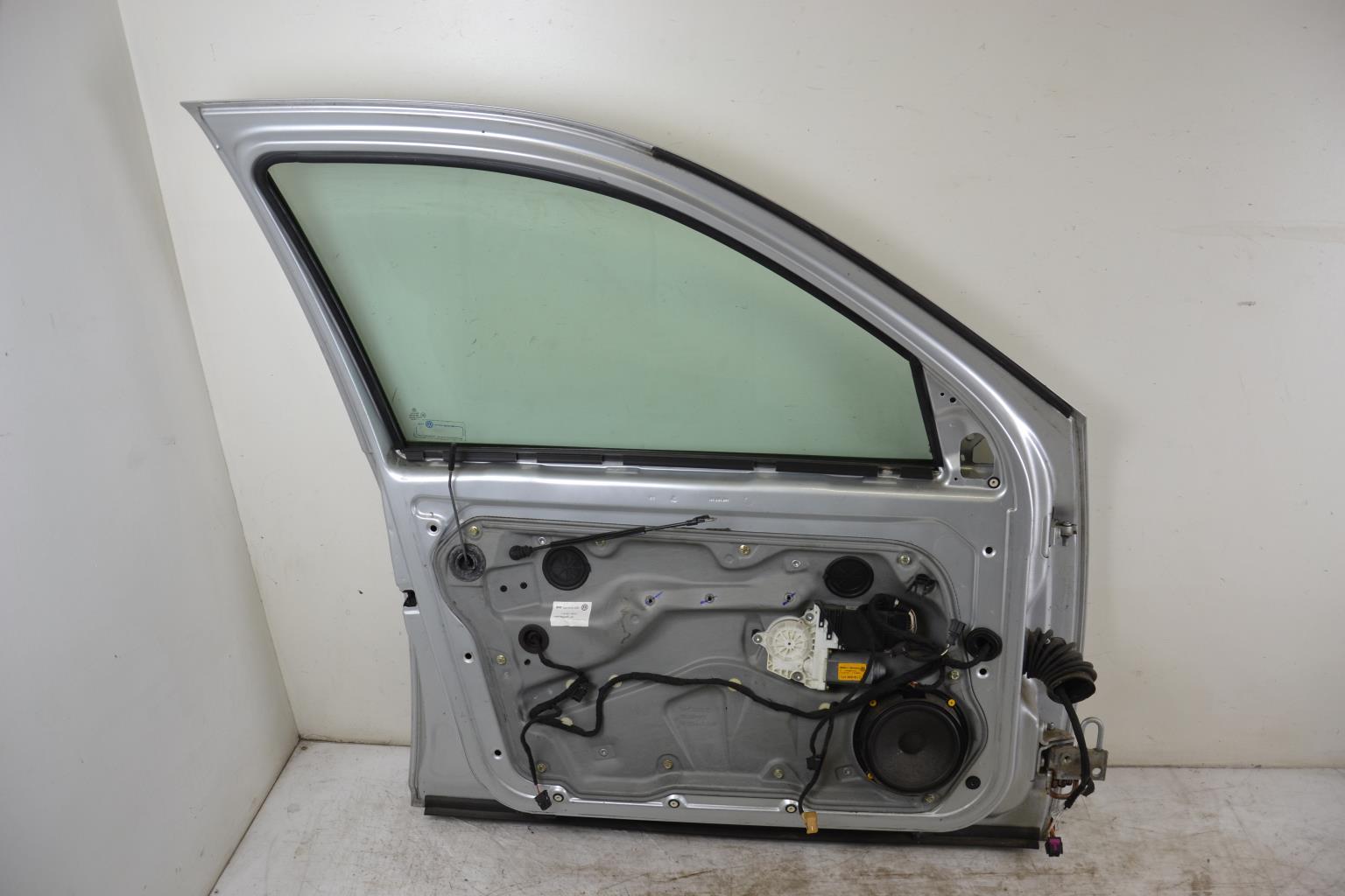 Porte avant gauche VOLKSWAGEN GOLF 4 Essence - 1