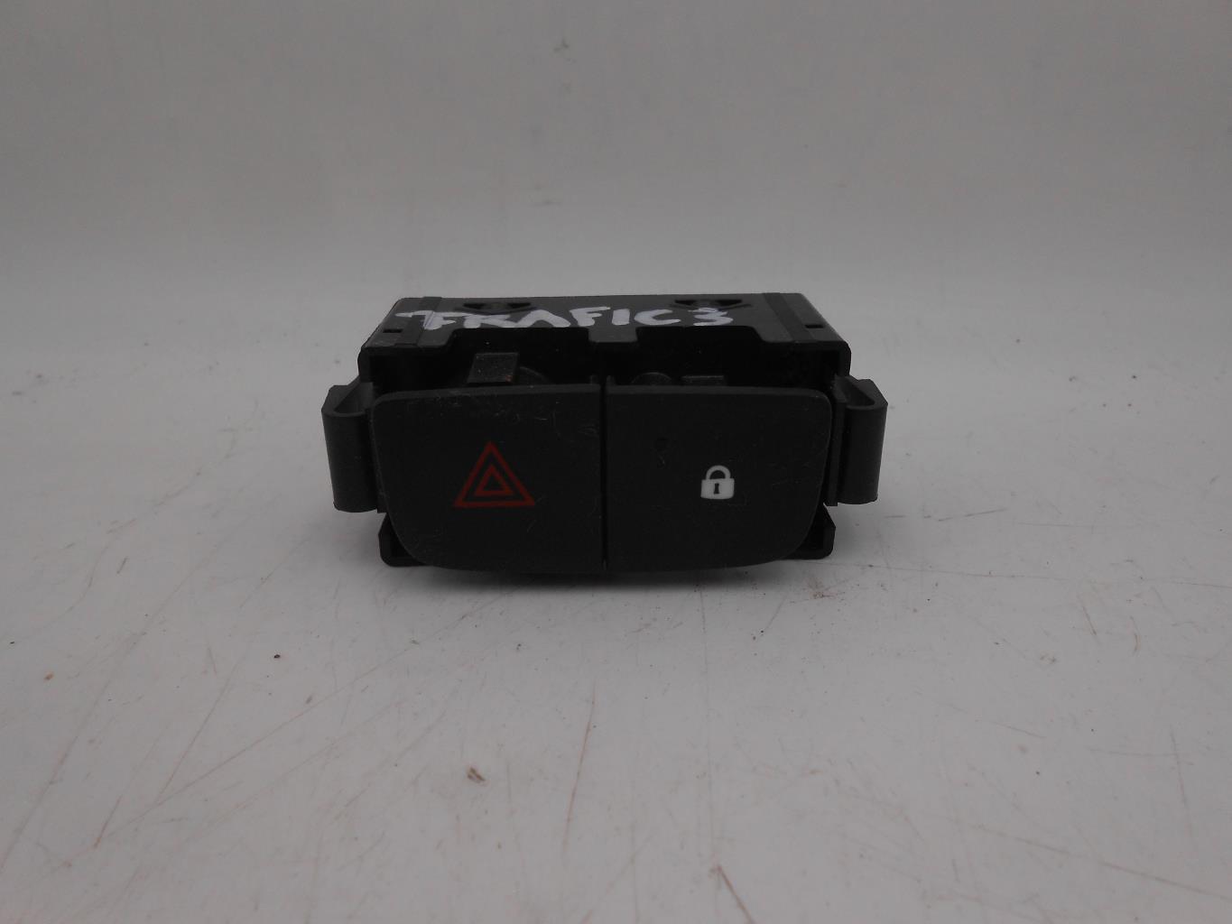 Bouton de warning RENAULT TRAFIC 3 LONG PHASE 2 Diesel - 1