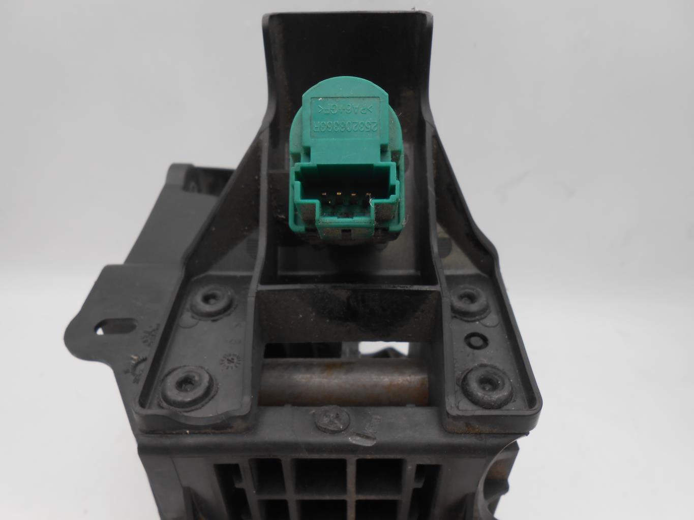 Pedale de frein RENAULT TRAFIC 3 LONG PHASE 2 Diesel - 1