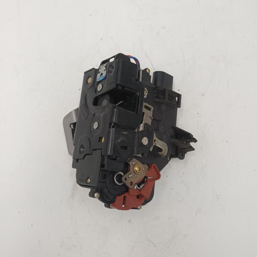 Chiusura centralizzata posteriore destra AUDI A4 2 PHASE 1 Gasolina - 1