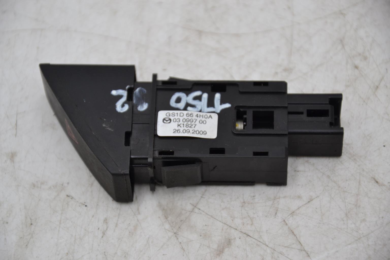 Bouton de warning MAZDA 6 2 PHASE 1 Diesel - 1