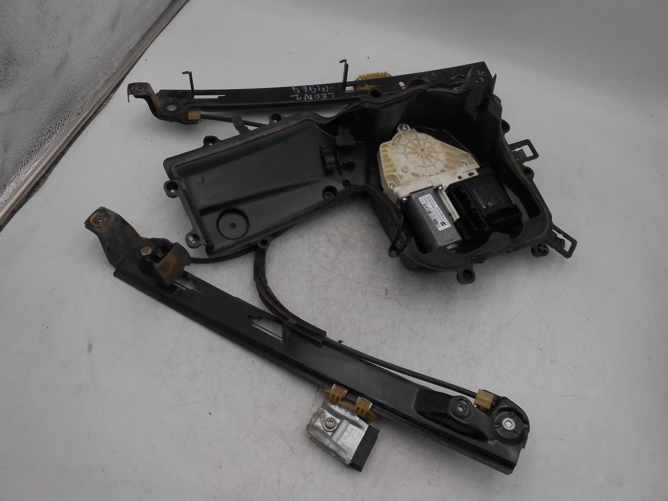 Alzacristalli elettrico anteriore destro SEAT LEON 2 PHASE 1  - 1