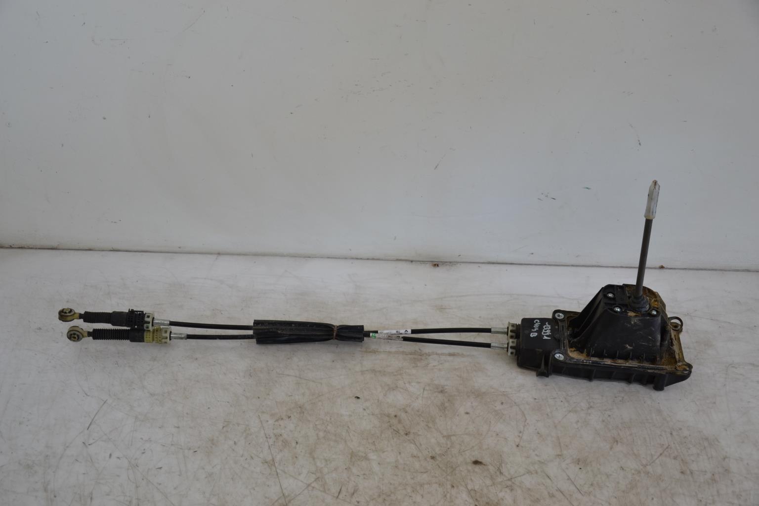 Levier de vitesses RENAULT CLIO 4 PHASE 1 BREAK Diesel - 1