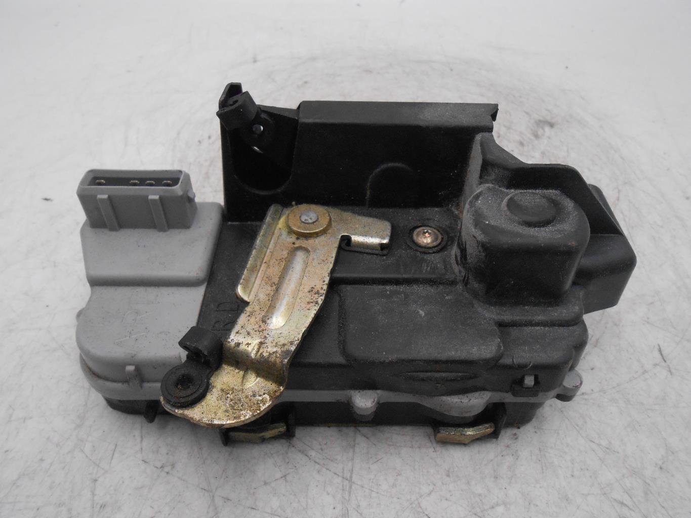 Chiusura centralizzata posteriore destra PEUGEOT 406 PHASE 1 BREAK Diésel - 1