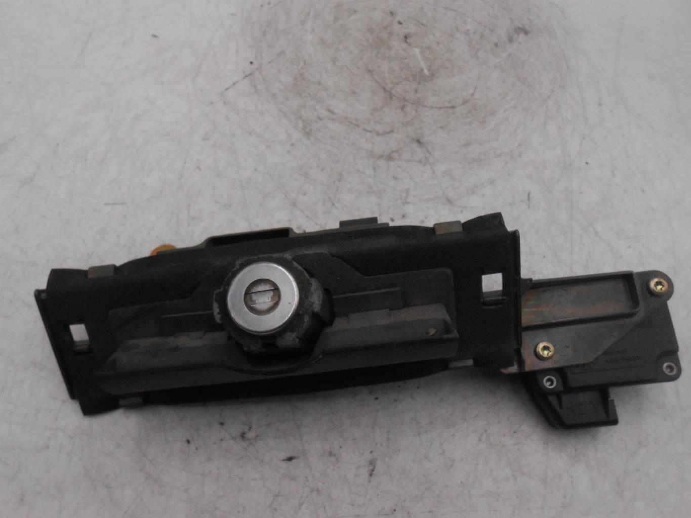 Chiusura centralizzata bagagliaio PEUGEOT 406 PHASE 1 BREAK Diésel - 1