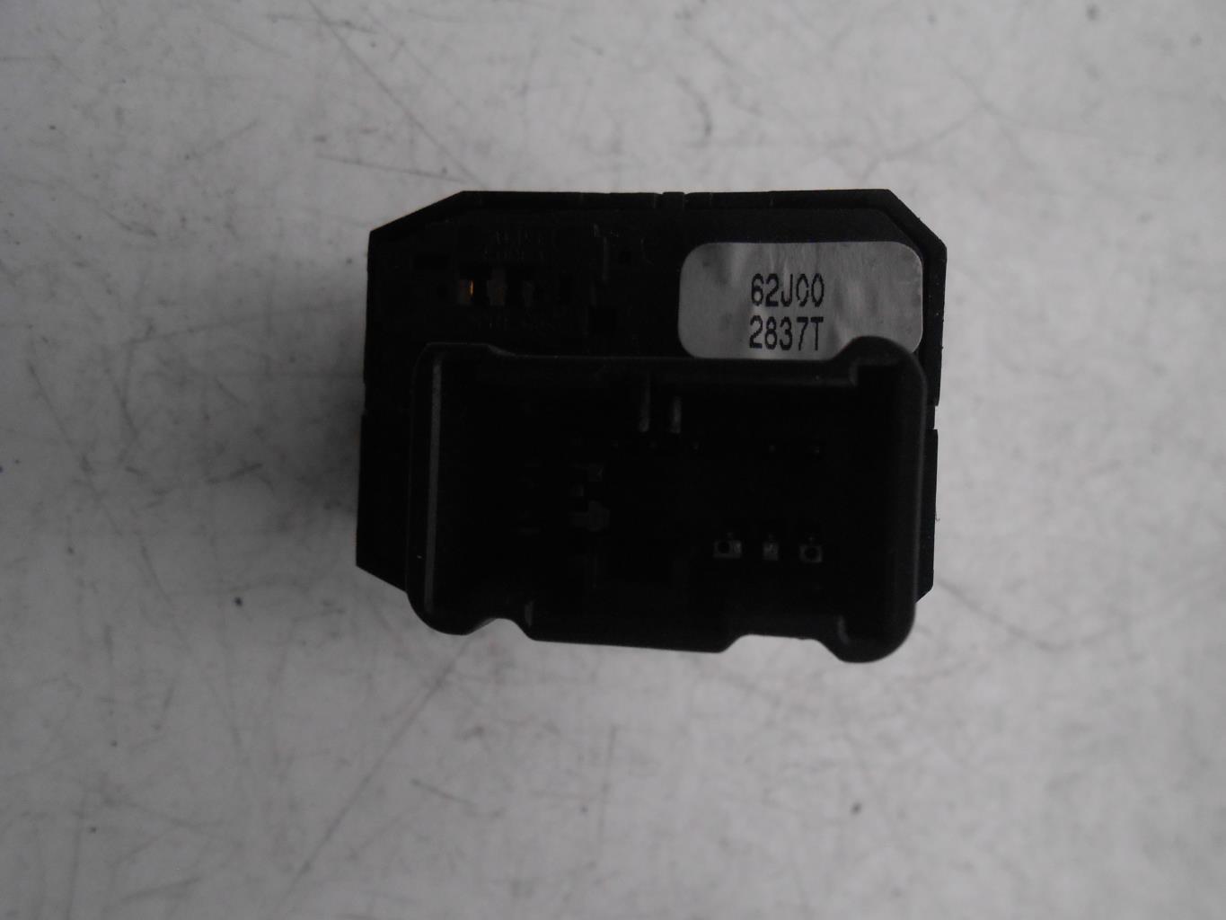 Commande retroviseurs SUZUKI SWIFT 3 Diesel - 1