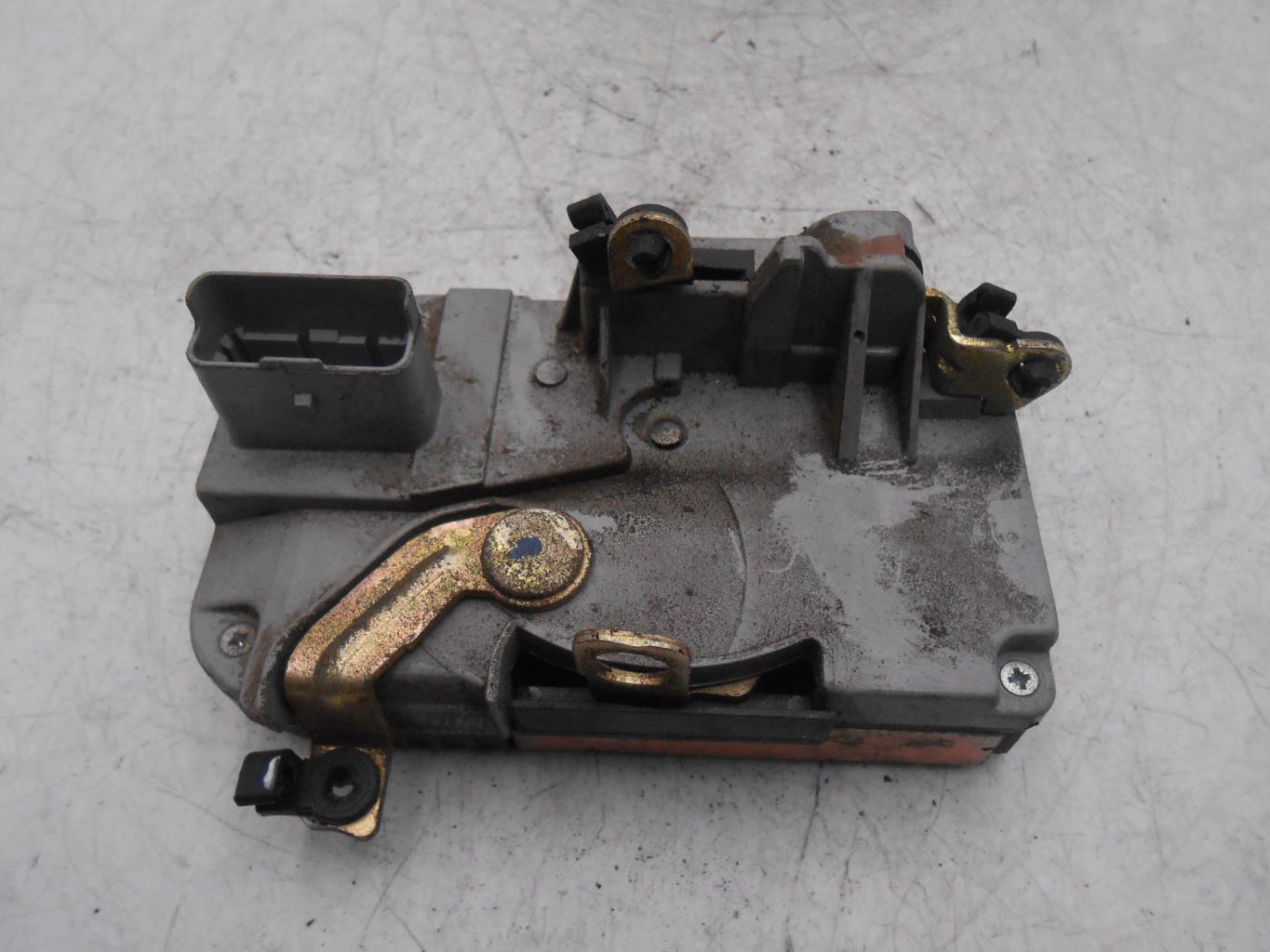 Chiusura centralizzata anteriore destra PEUGEOT 206 PHASE 1 Diésel - 1