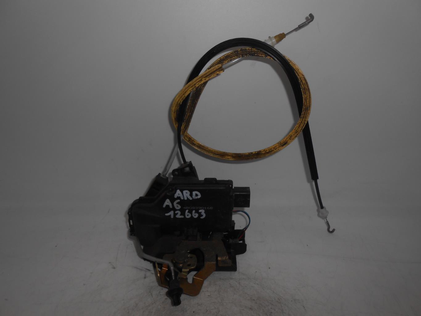 Chiusura centralizzata posteriore destra AUDI A6 2 PHASE 1 Diésel - 1