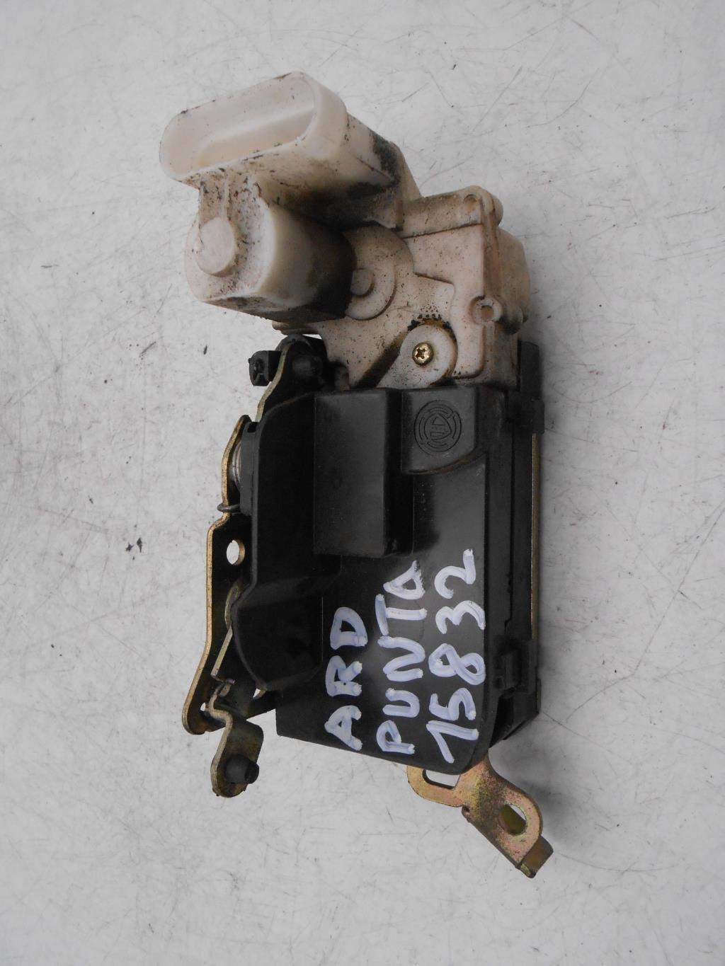Chiusura centralizzata posteriore destra FIAT PUNTO 1 PHASE 1  - 1