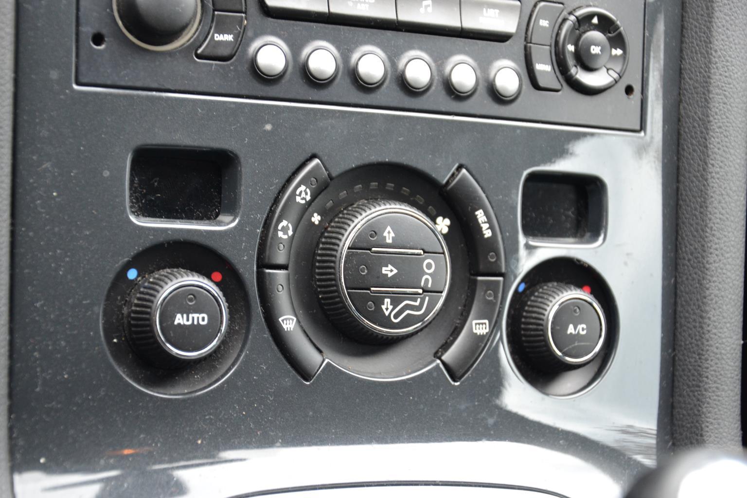 Commande chauffage PEUGEOT 5008 1 PHASE 1 Diesel - 1