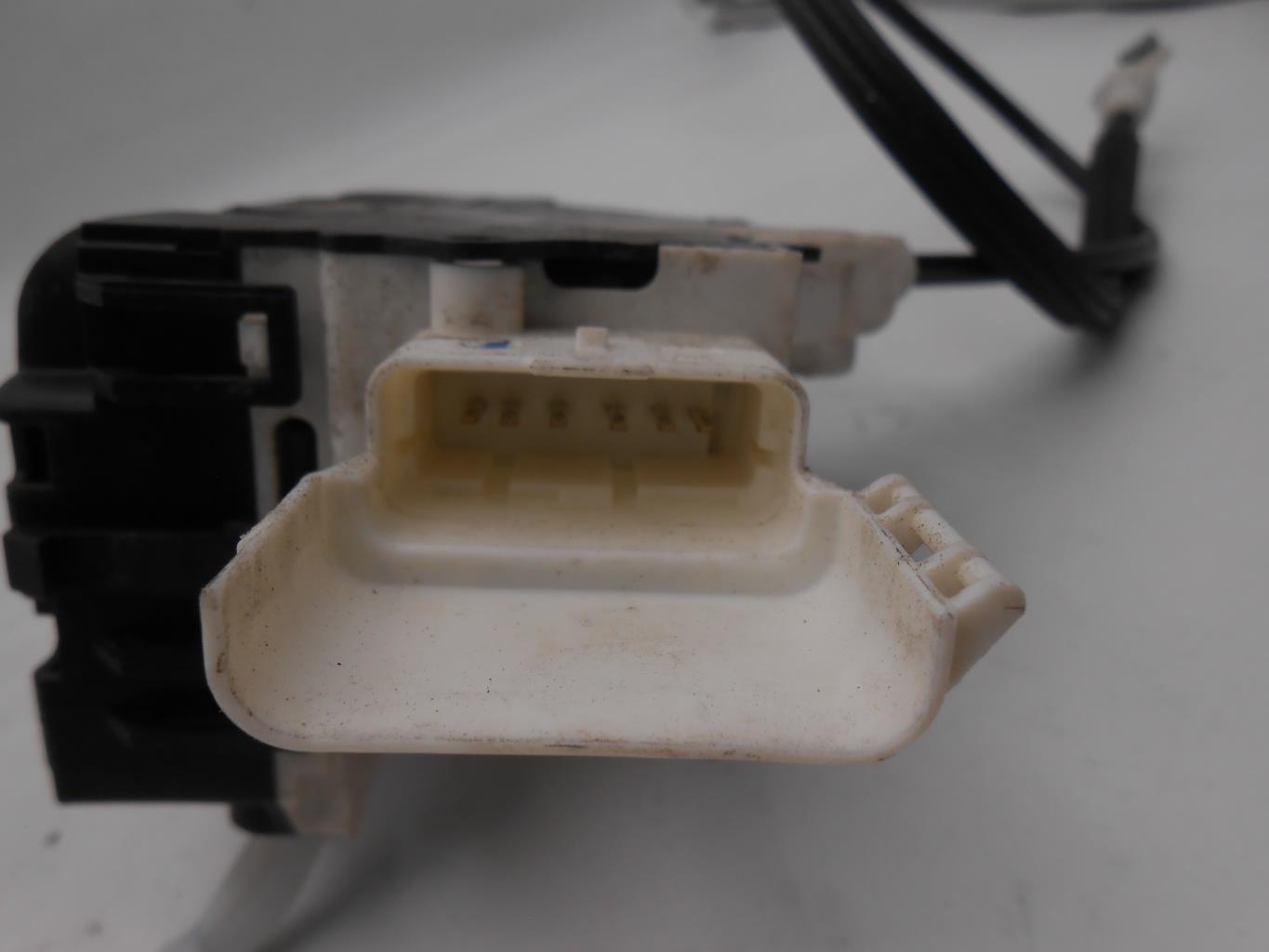 Chiusura centralizzata anteriore sinistra PEUGEOT 407 PHASE 1 Diésel - 1