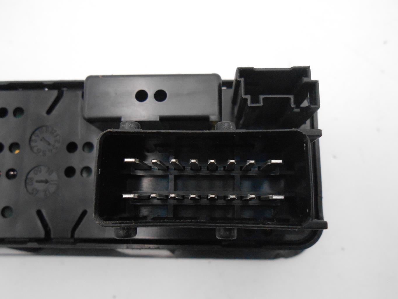Interruttore lavacristalli anteriore sinistro CITROEN C3 2 PHASE 1 Diésel - 1