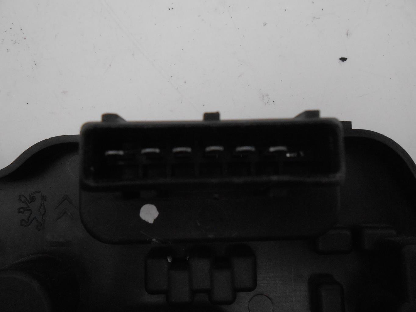 Base portalampade fanale posteriore destro CITROEN XSARA PHASE 1 Gasolina - 1