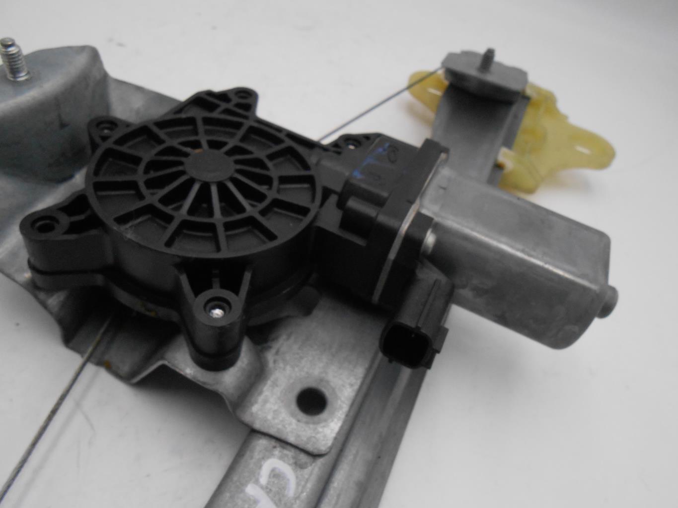 Alzacristalli elettrico posteriore destro RENAULT CAPTUR 1 PHASE 1 Gasolina - 1