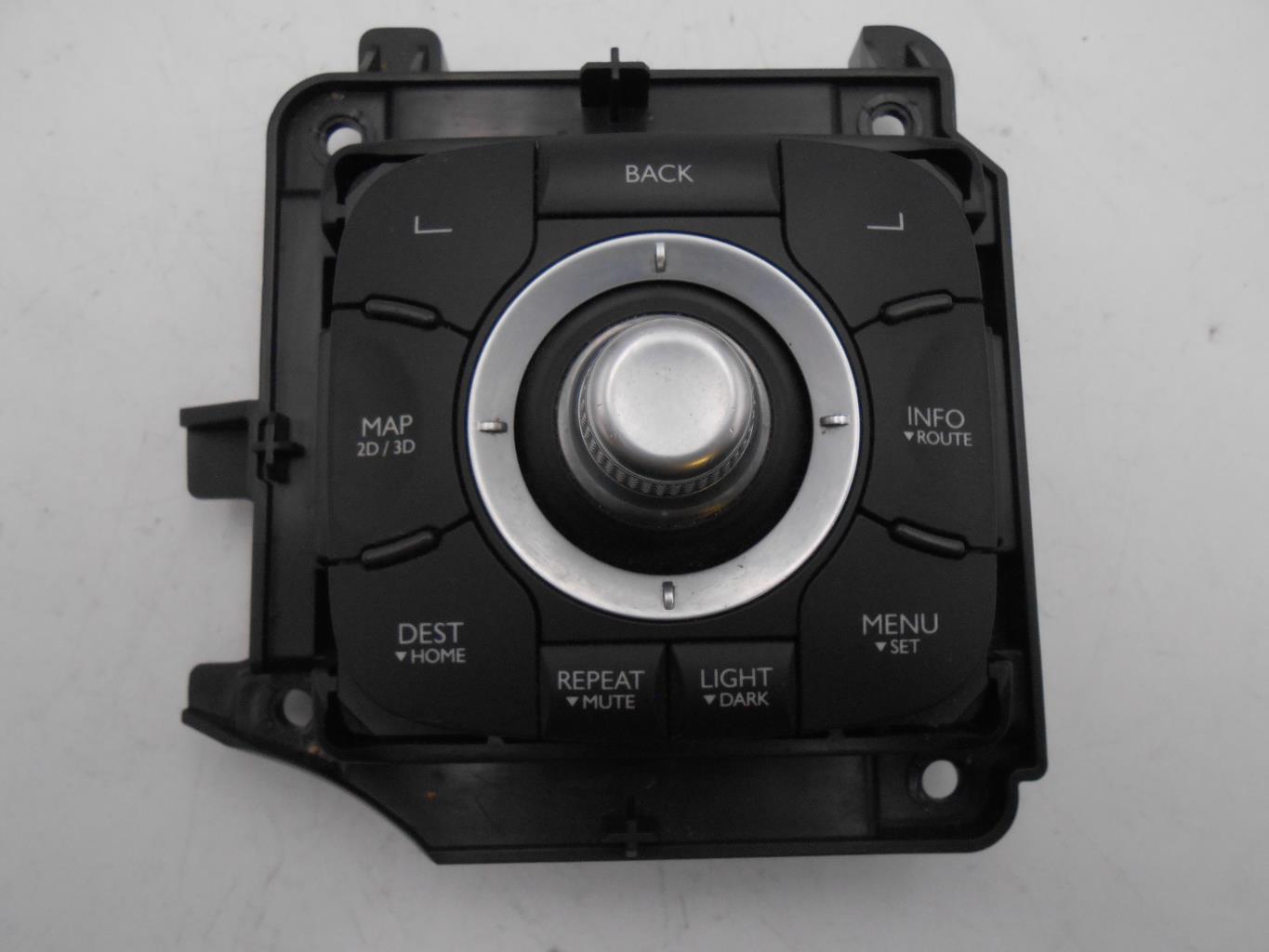 Commande autoradio RENAULT MEGANE 3  - 1