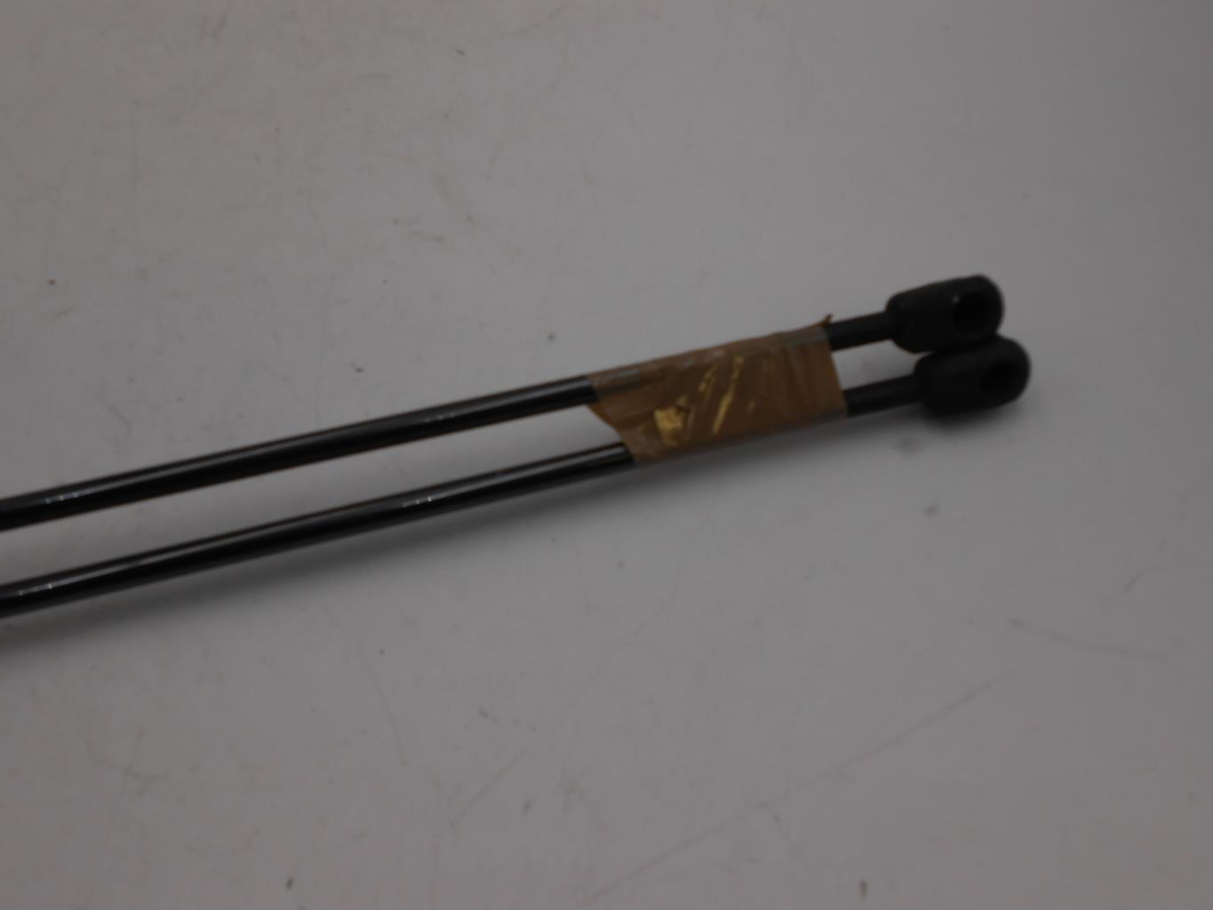 Verin de coffre RENAULT MEGANE 3  - 1