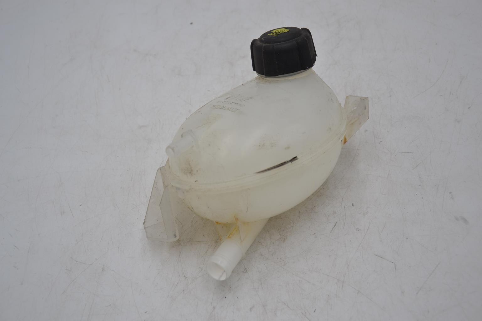 Vase d'expansion RENAULT CLIO 4 PHASE 1 Diesel - 1