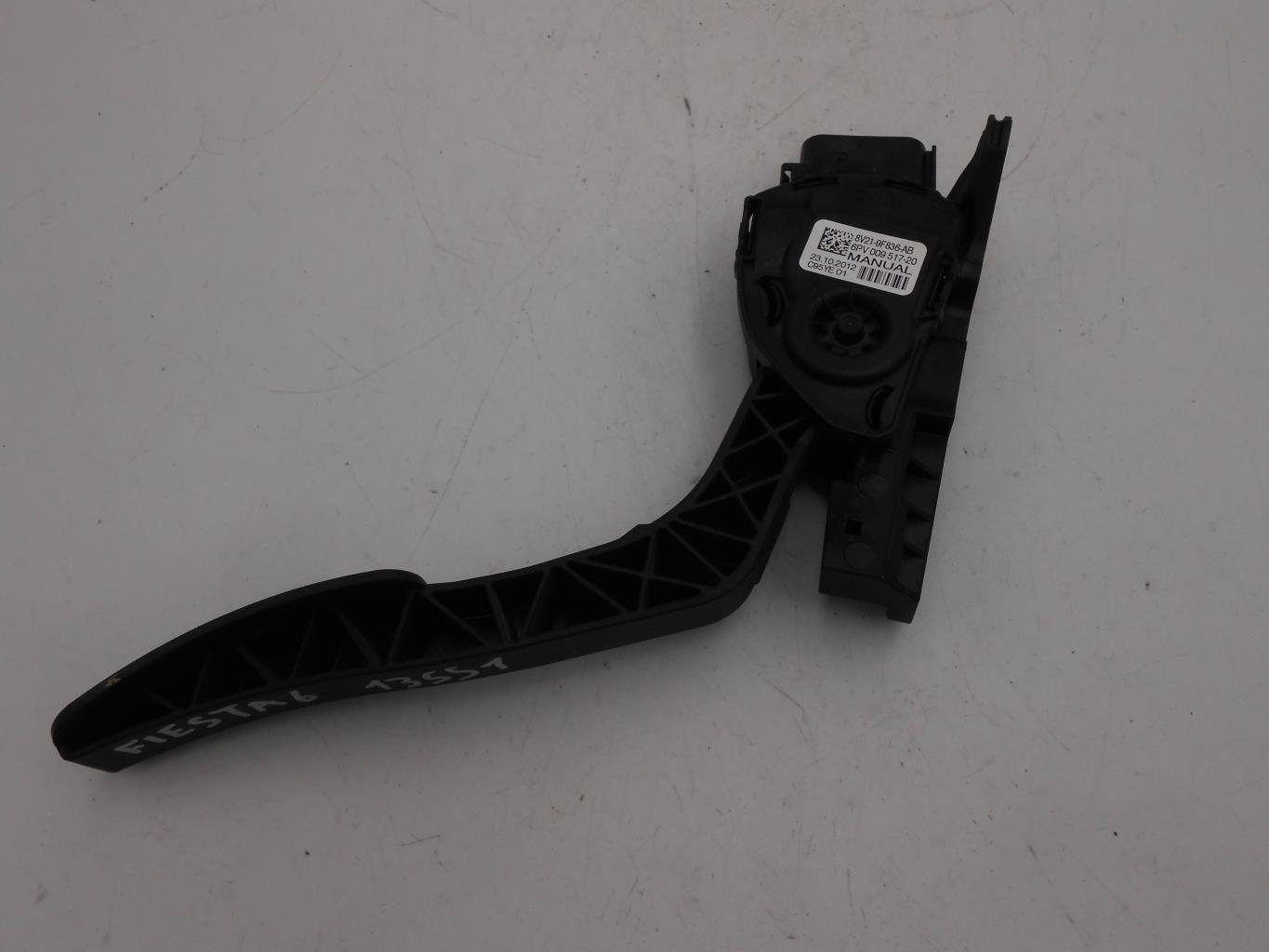 Pedale d'accelerateur FORD FIESTA 6 PHASE 1 Essence - 1