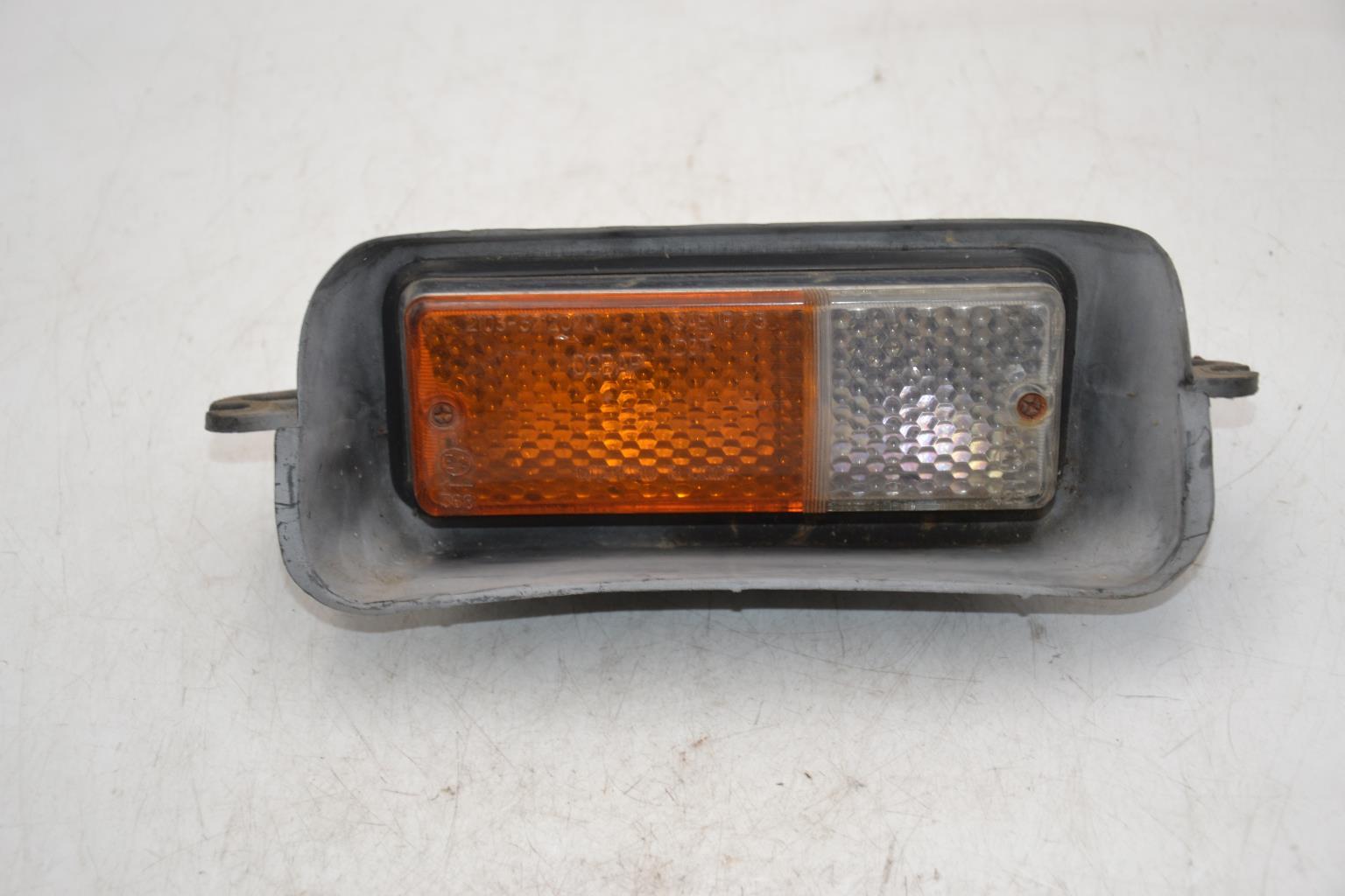 Gruppo ottico anteriore secondario destro (luci)(freccia) LADA NIVA  - 1